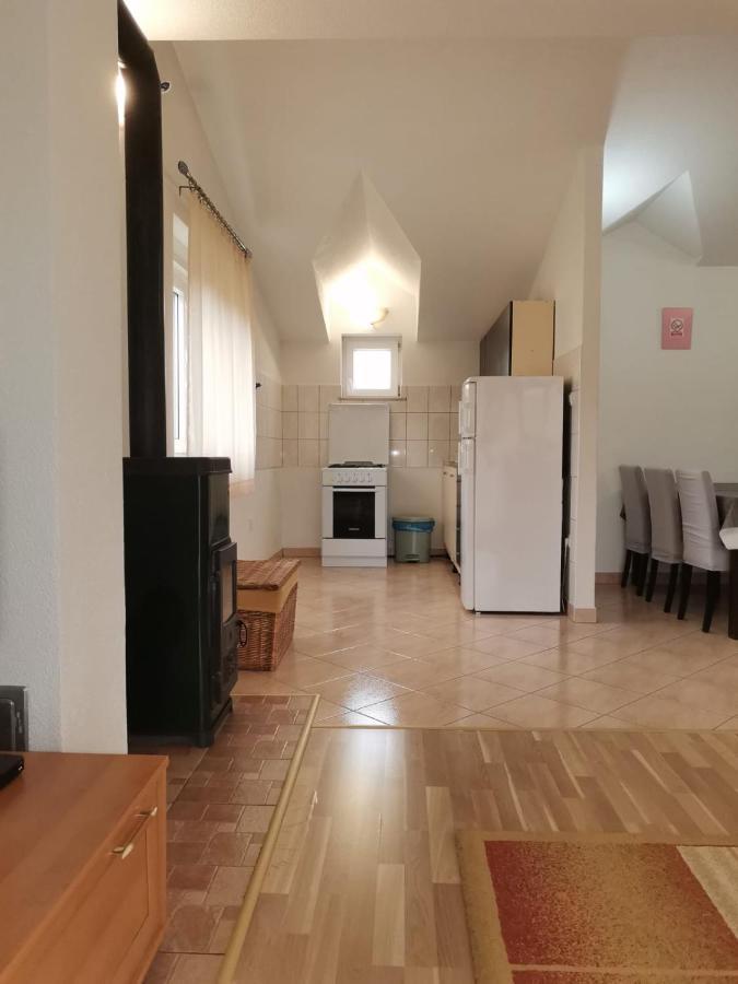 Trilj Apartman Jurika Exteriér fotografie