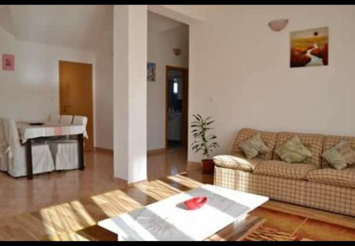 Trilj Apartman Jurika Exteriér fotografie