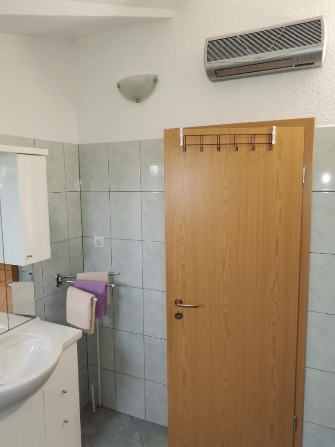 Trilj Apartman Jurika Exteriér fotografie