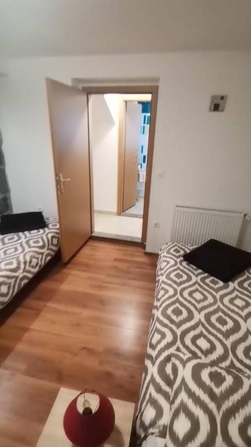 Trilj Apartman Jurika Exteriér fotografie